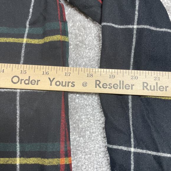 Pendleton Wool Flannel Shirt Womens Small Chunky Buttons Plaid Outdoors Black - Picture 9 of 12